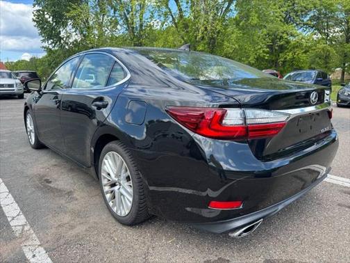 2016 Lexus ES 350 Base