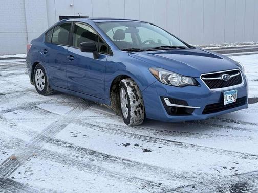 2016 Subaru Impreza 2.0i