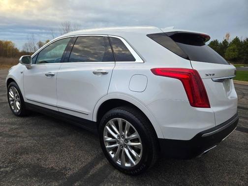 2017 Cadillac XT5 Platinum