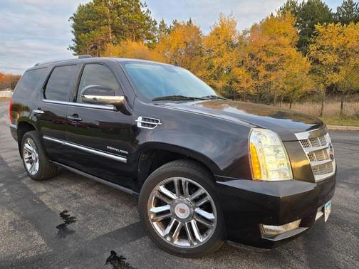2013 Cadillac Escalade Platinum Edition