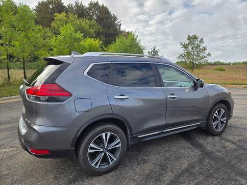 2017 Nissan Rogue SL