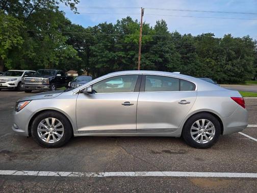 2015 Buick LaCrosse Base 4dr Sedan