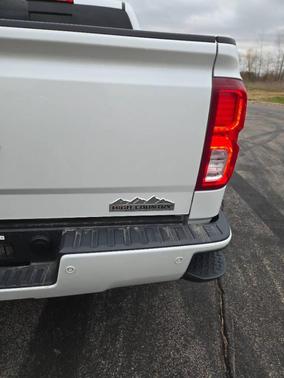 2018 Chevrolet Silverado 1500 High Country