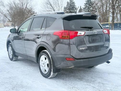 2013 Toyota RAV4 LE