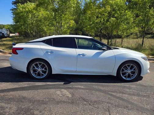 2016 Nissan Maxima 3.5 SR
