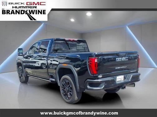 Onyx Black 2024 GMC Sierra 2500 Denali Ultimate