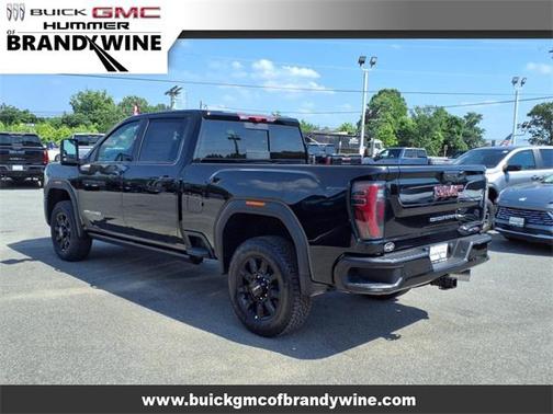 2025 GMC Sierra 2500 AT4