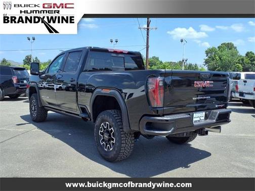 2025 GMC Sierra 2500 AT4