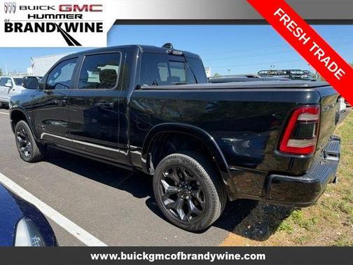 Diamond Black Crystal Pearlcoat 2023 RAM 1500 Limited