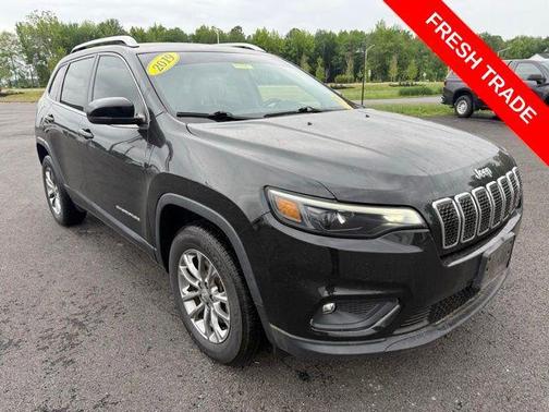 Diamond Black Crystal Pearlcoat 2019 Jeep Cherokee Latitude Plus