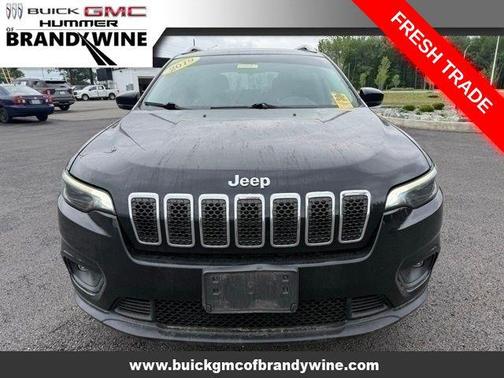 Diamond Black Crystal Pearlcoat 2019 Jeep Cherokee Latitude Plus
