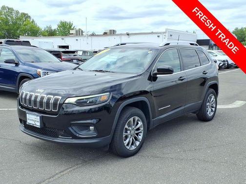 Diamond Black Crystal Pearlcoat 2019 Jeep Cherokee Latitude Plus