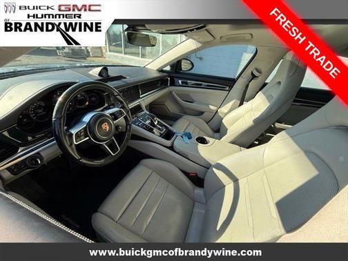 2018 Porsche Panamera 4