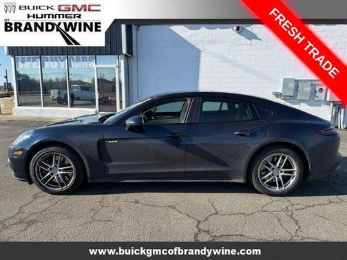 2018 Porsche Panamera 4