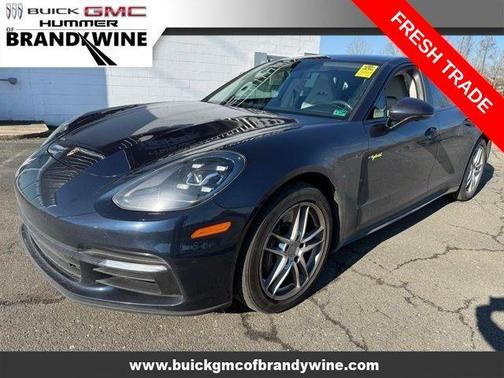 2018 Porsche Panamera 4