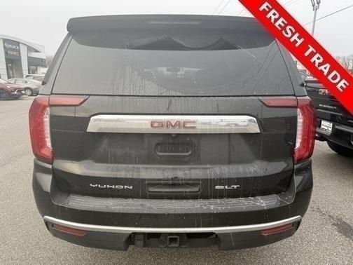 2022 GMC Yukon SLT