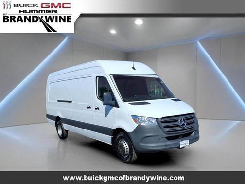 Arctic White 2022 Mercedes-Benz Sprinter 3500 High Roof