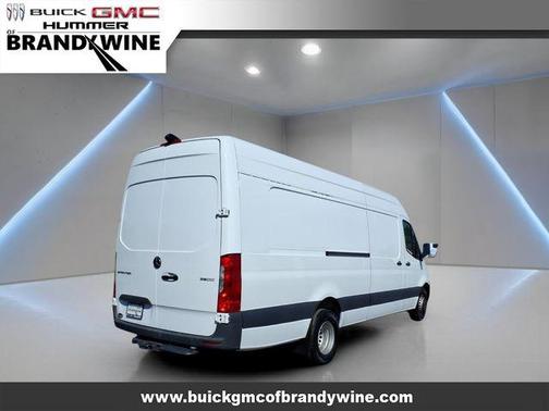 Arctic White 2022 Mercedes-Benz Sprinter 3500 High Roof
