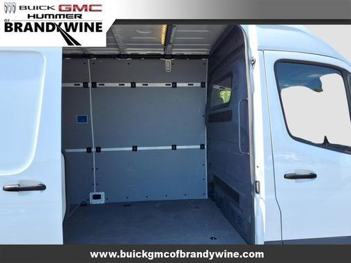 Arctic White 2022 Mercedes-Benz Sprinter 3500 High Roof