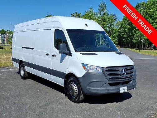 Arctic White 2022 Mercedes-Benz Sprinter 3500 High Roof