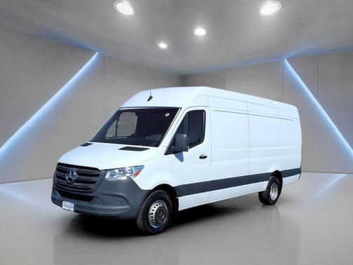 Arctic White 2022 Mercedes-Benz Sprinter 3500 High Roof