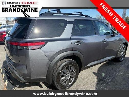 2025 Nissan Pathfinder SV 4WD