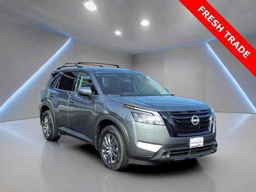 2025 Nissan Pathfinder SV 4WD