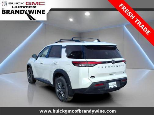 2025 Nissan Pathfinder SV 4WD