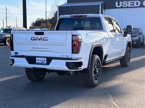 2025 GMC Sierra 2500 AT4