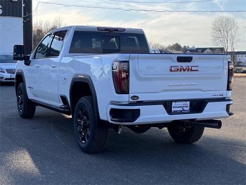 2025 GMC Sierra 2500 AT4
