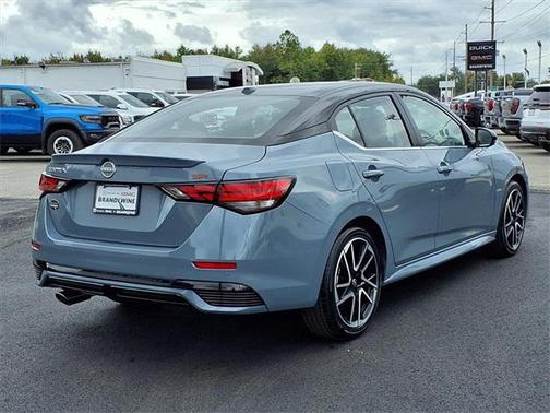 2025 Nissan Sentra SR