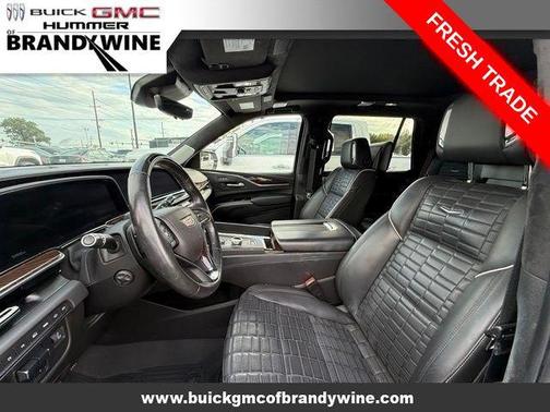 Crystal White Tricoat 2022 Cadillac Escalade Sport Platinum
