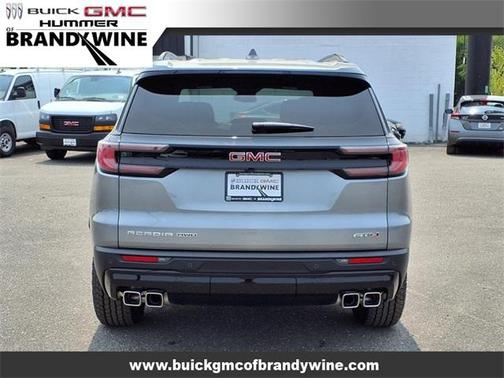 2025 GMC Acadia AWD AT4