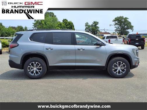 2025 GMC Acadia AWD AT4
