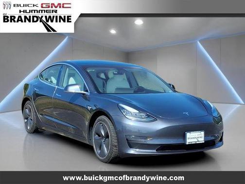 Gray 2020 Tesla Model 3 Standard Range Plus