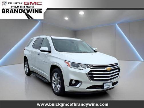 Iridescent Pearl Tricoat 2018 Chevrolet Traverse High Country