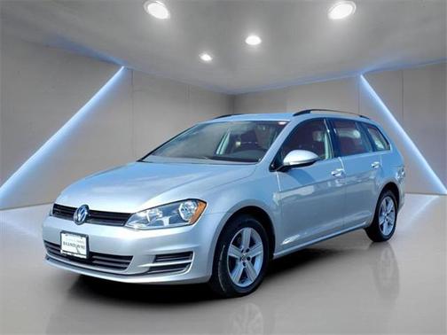 2015 Volkswagen Golf SportWagen TDI S 4-Door