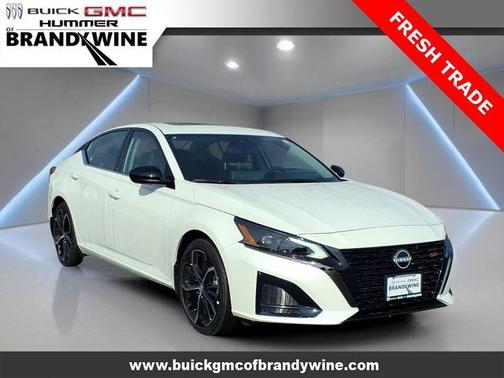 2025 Nissan Altima SR FWD