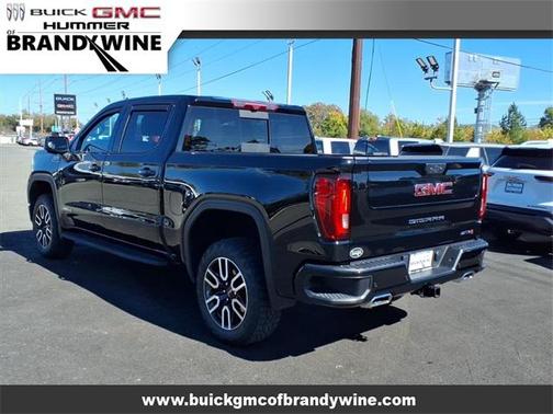 2024 GMC Sierra 1500 AT4