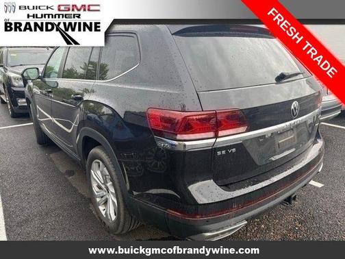 Deep Black Pearl 2022 Volkswagen Atlas 3.6L SE w/Technology