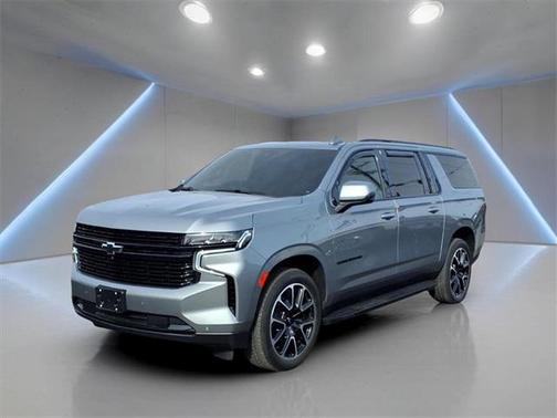 2023 Chevrolet Suburban RST
