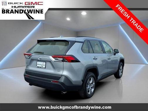 Silver Sky Metallic 2022 Toyota RAV4 XLE