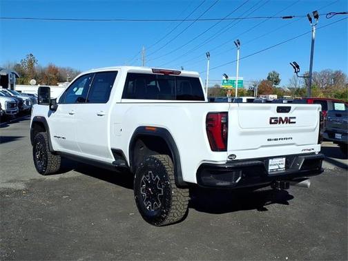 2026 GMC Sierra 2500 AT4
