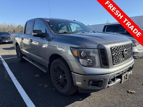 2018 Nissan Titan SV
