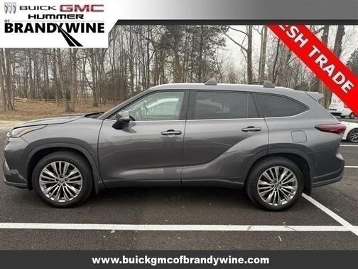 2022 Toyota Highlander Platinum