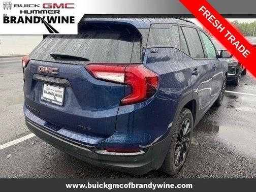 Marine Metallic 2023 GMC Terrain SLT