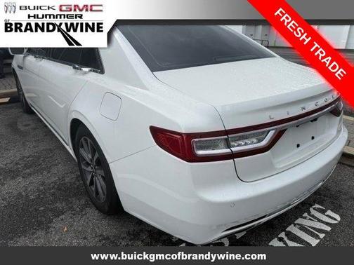 PRISTINE WHITE METALLIC 2020 Lincoln Continental Standard