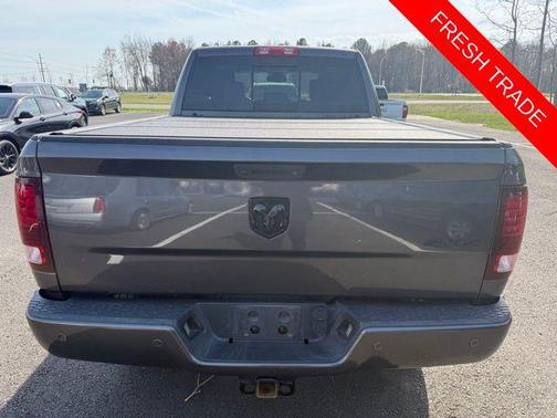 Granite Crystal Metallic Clearcoat 2018 RAM 2500 Laramie Crew Cab 4x4 6'4' Box