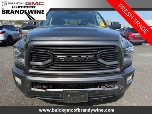 Granite Crystal Metallic Clearcoat 2018 RAM 2500 Laramie Crew Cab 4x4 6'4' Box