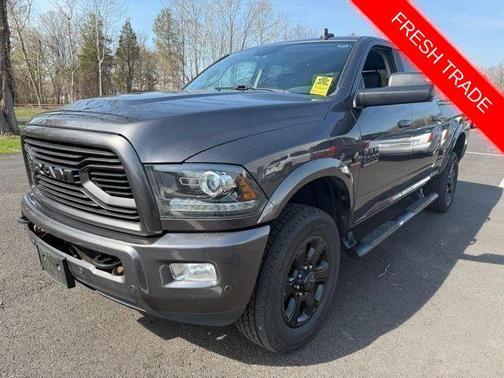 Granite Crystal Metallic Clearcoat 2018 RAM 2500 Laramie Crew Cab 4x4 6'4' Box